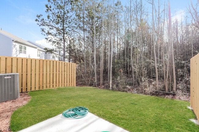 property at 634 Jervis Wy