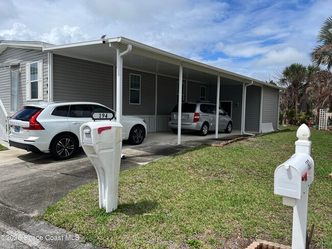 194 Holiday Park Blvd NE in Palm Bay, FL - Building Photo - Building Photo