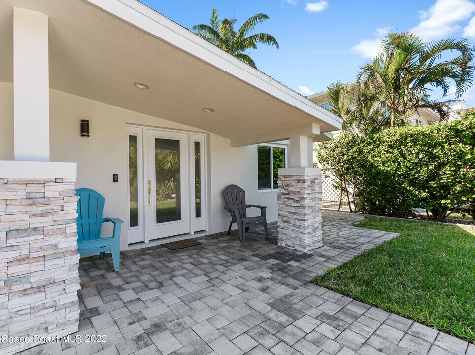 146 24th St in Cocoa Beach, FL - Building Photo