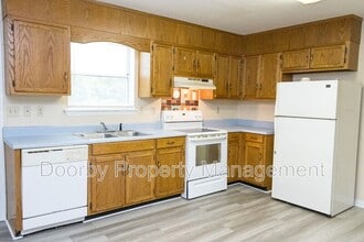 7808 Holiday Hills Cir in Chattanooga, TN - Building Photo - Building Photo