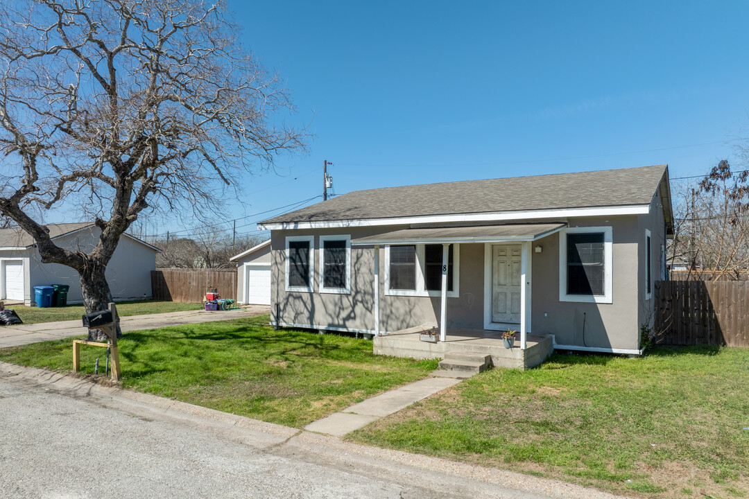 10901 Annaville Rd in Corpus Christi, TX - Building Photo