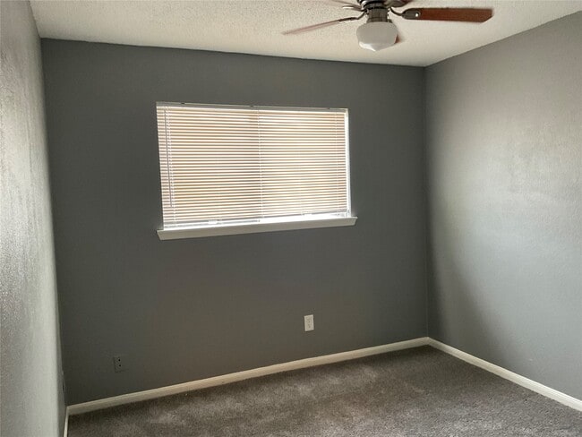 property at 1517 TX-146