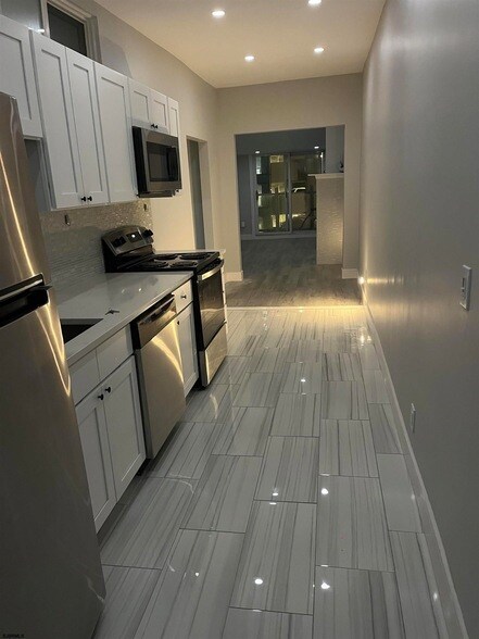 3801 Atlantic Ave in Atlantic City, NJ - Foto de edificio - Building Photo