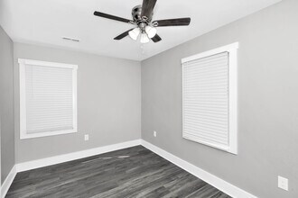 908 Fairway Dr NW in Huntsville, AL - Building Photo - Building Photo