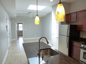1226 Saint Paul St, Unit 2 in Baltimore, MD - Building Photo - Building Photo