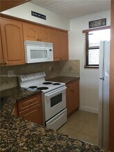 8500 NW 8th St in Miami, FL - Building Photo - Building Photo