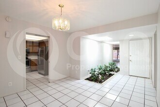 744 W Oxford Dr in Tempe, AZ - Building Photo - Building Photo