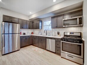 140 Fabyan Pl, Unit 2 in Newark, NJ - Building Photo - Building Photo