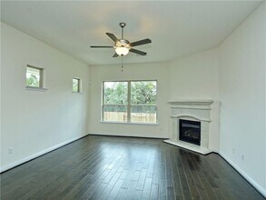 15421 Cinca Terra Dr in Austin, TX - Building Photo - Building Photo