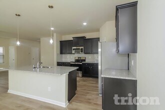 106 Spring Knoll Dr in Charlotte, NC - Foto de edificio - Building Photo