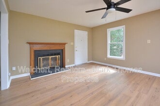 11 Tarawa Terrace in Durham, NC - Building Photo - Building Photo