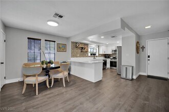 3959 Salisbury Pl in Las Vegas, NV - Building Photo - Building Photo