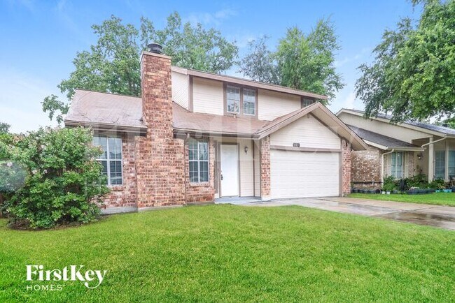 11031 Hidden Bend Dr in Houston, TX - Building Photo - Building Photo