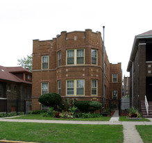 8827 S Muskegon Ave Apartments