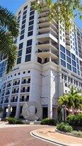 50 Central Ave in Sarasota, FL - Building Photo