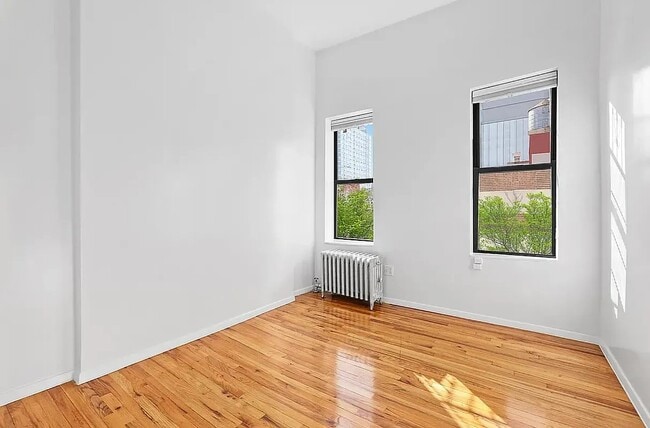 122 Norfolk St in New York, NY - Building Photo - Building Photo