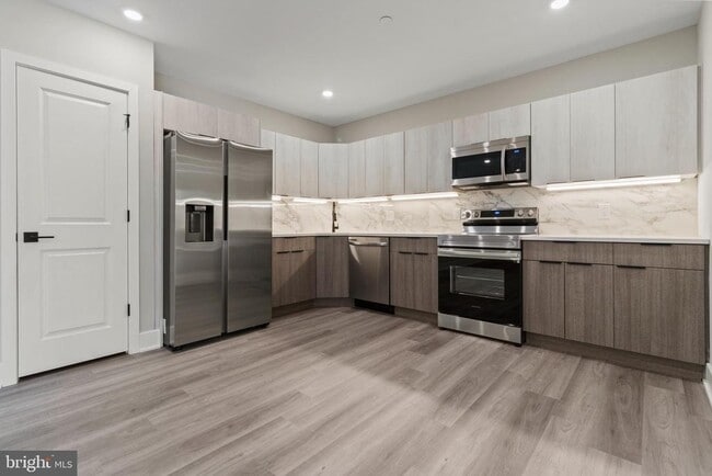 property at 520 N 37th St