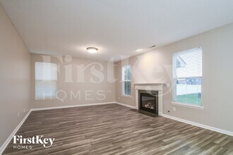 1536 Maplewood Ln in Pendleton, IN - Foto de edificio - Building Photo