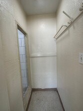 725 Kern St in Taft, CA - Foto de edificio - Building Photo