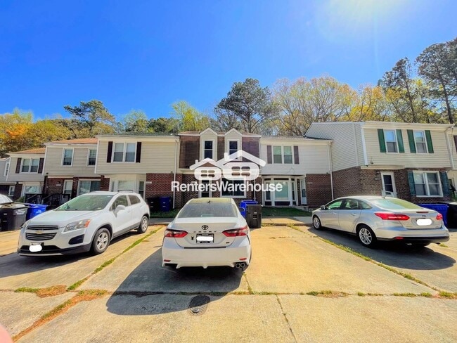 4245 Morgate Ln in Portsmouth, VA - Foto de edificio - Building Photo