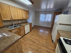 2055 Ives Ave in Reno, NV - Building Photo - Building Photo