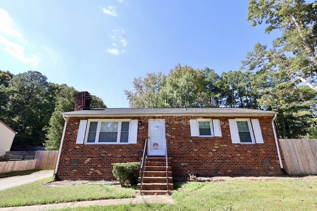 2728 Grantwood Rd in Richmond, VA - Building Photo - Building Photo