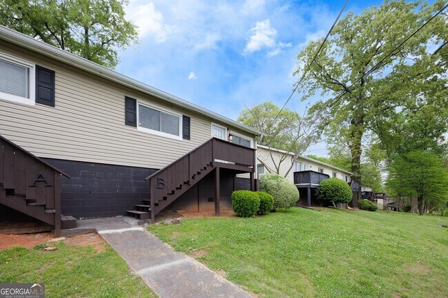 1040 Herndon St NW in Atlanta, GA - Building Photo - Building Photo