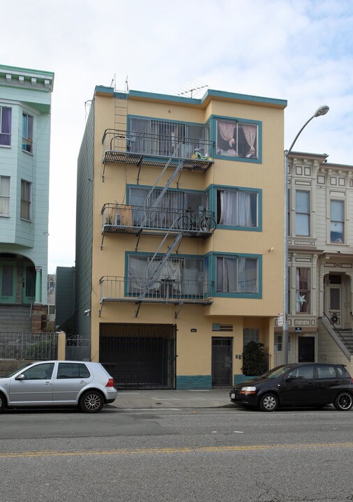 2420 Folsom St in San Francisco, CA - Building Photo