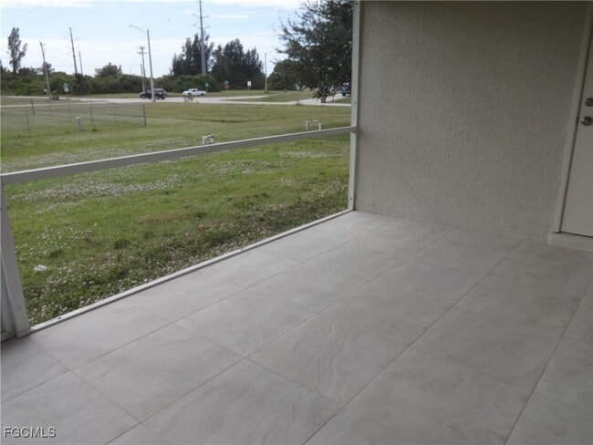 2310 NW Embers Terrace in Cape Coral, FL - Building Photo - Building Photo