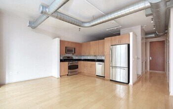 811 4th St NW in Washington, DC - Building Photo - Building Photo