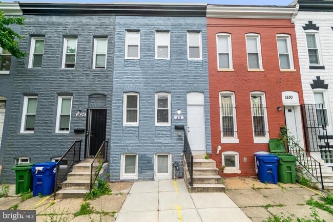 property at 1528 Holbrook St