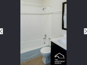 2523 N Lincoln Ave, Unit 2 in Chicago, IL - Building Photo - Building Photo