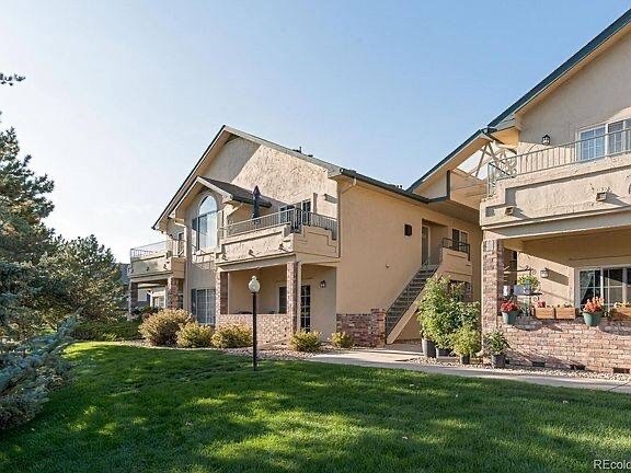 8717 E Dry Creek Rd in Centennial, CO - Building Photo - Building Photo