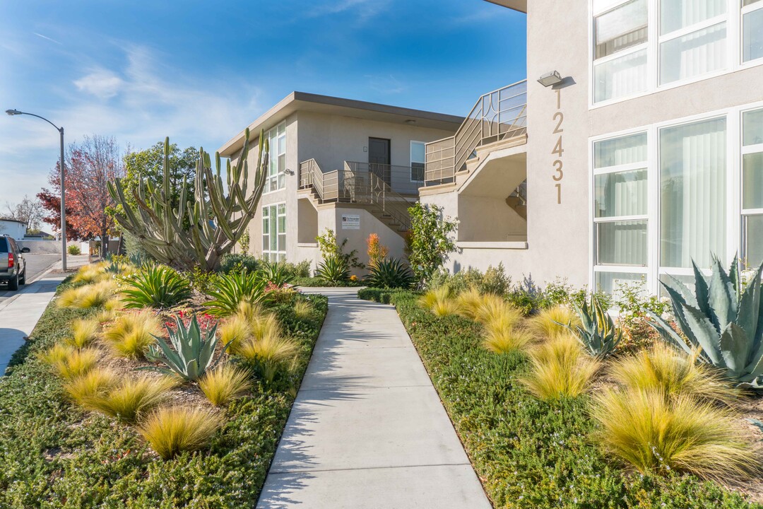 Aberdeen Bay Apartments in Garden Grove, CA - Foto de edificio