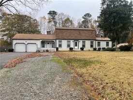 119 Woodlawn Dr NE in Marietta, GA - Building Photo