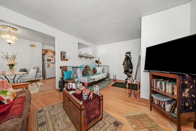 425 S Kenilworth Ave in Oak Park, IL - Building Photo - Building Photo