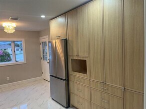 89 Harvest Ln in Commack, NY - Foto de edificio - Building Photo