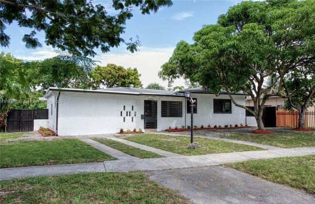 property at 12905 N Miami Ave