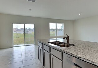 5246 Mahogany Dr in Mount Dora, FL - Building Photo - Building Photo