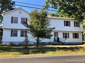 1291 Burlingham Rd in Pine Bush, NY - Building Photo