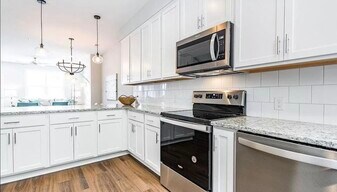 6800 Milligan Way in Raleigh, NC - Building Photo