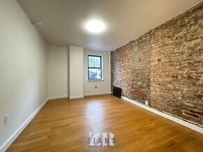 350 Greene Ave in Brooklyn, NY - Foto de edificio - Building Photo