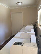 Arizona Towers Apartments in San Diego, CA - Building Photo - Interior Photo