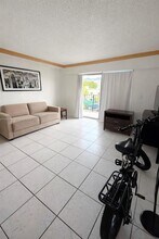 16508 NE 26th Ave in North Miami Beach, FL - Building Photo - Building Photo