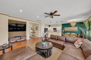 9363 Willow Pond Cir in Elk Grove, CA - Building Photo