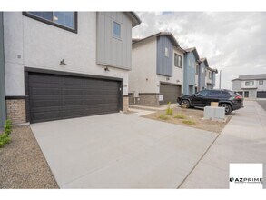 7444 S 75th Ln in Phoenix, AZ - Building Photo - Building Photo