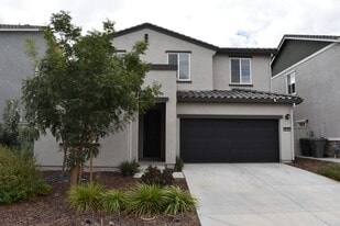 8168 Oxbow Landing Loop in Roseville, CA - Building Photo
