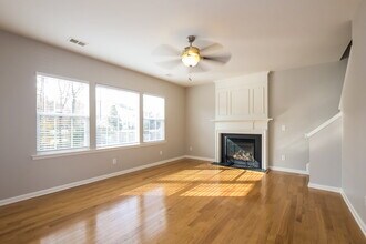 2217 Arbor Vista Dr in Charlotte, NC - Building Photo - Building Photo