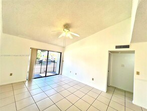 7215 NW 179th St in Miami Gardens, FL - Building Photo - Building Photo