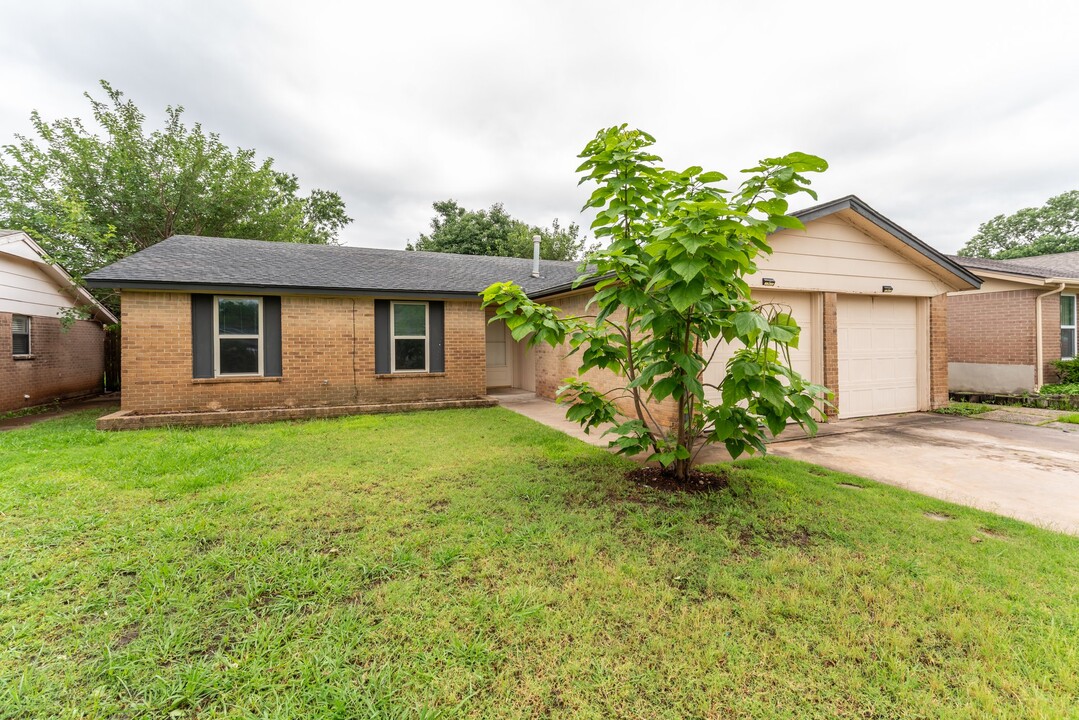 7508 NW 113th St in Oklahoma City, OK - Building Photo